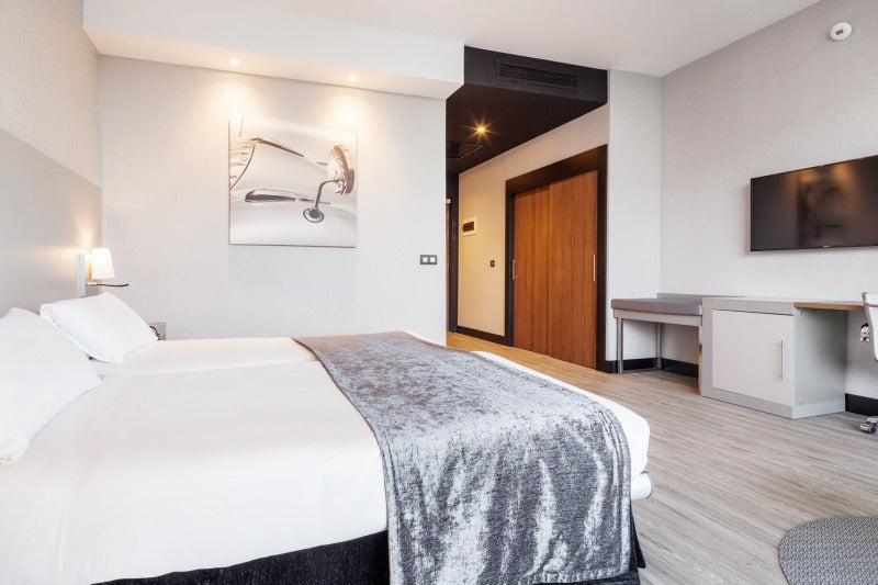 The Best of Madrid - 6 Days Accessible Group Tour