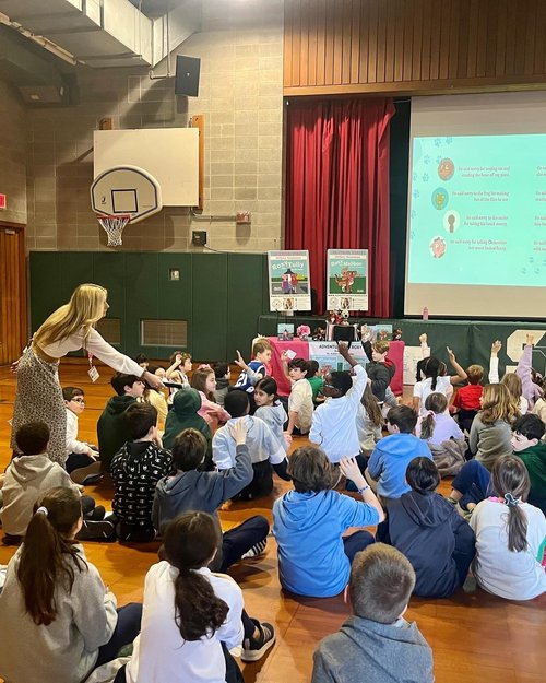 Adventures of Roxy School Programs | Philadelphia, PA / Online