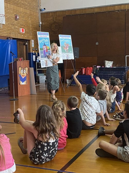 Adventures of Roxy School Programs | Philadelphia, PA / Online