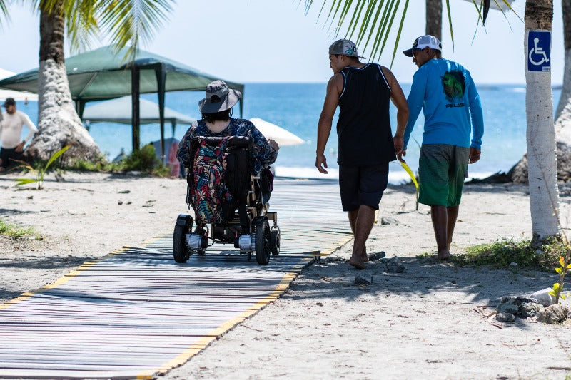 Costa Rica Accessible Group Tour: Nature, Culture & Adventure
