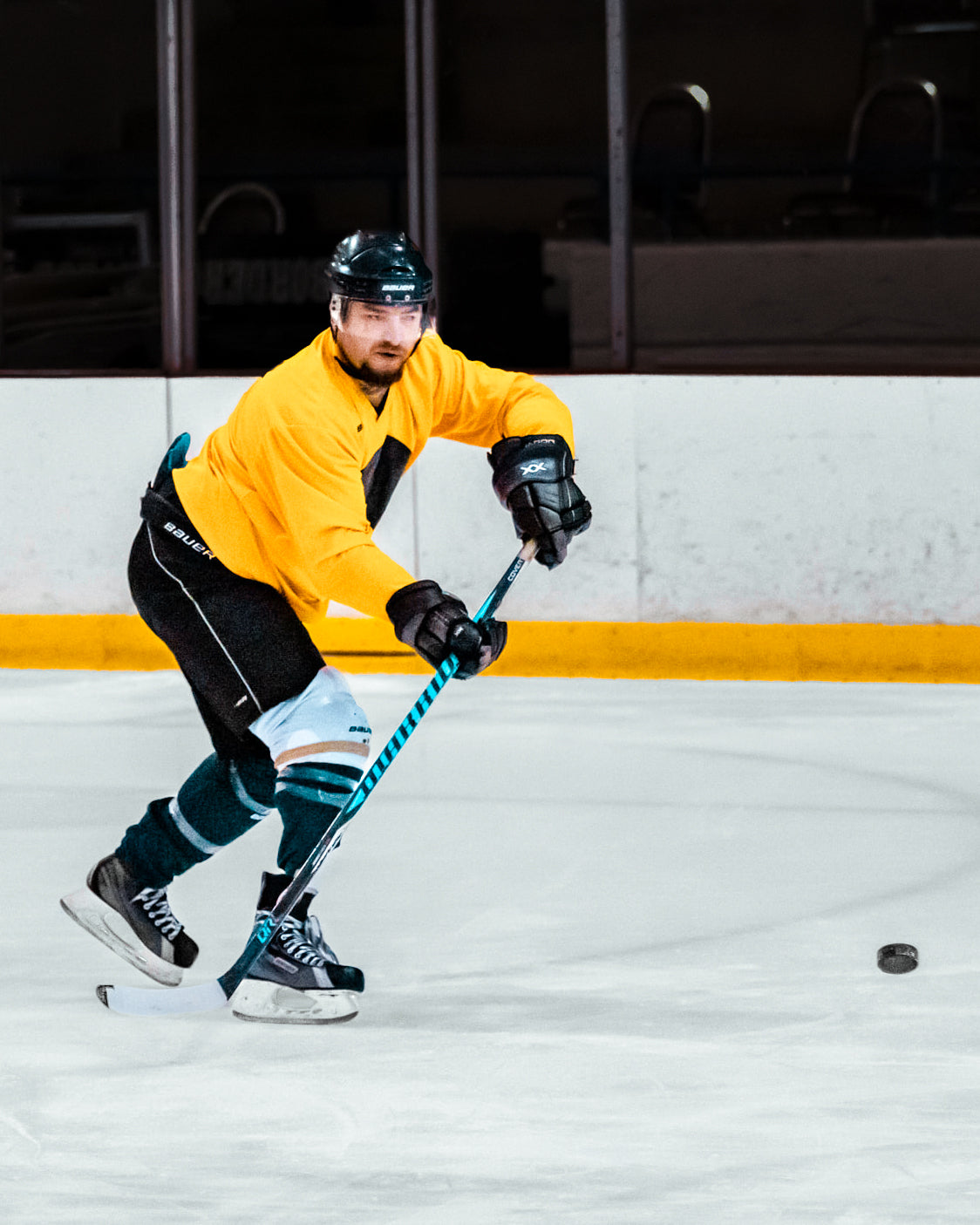 Team Amplife® Ambassador Cassidy Esty about to hit a hockey puck