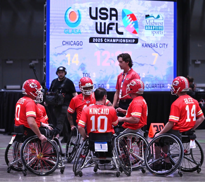 MAS Kansas City Chiefs in a huddle during the USAWFL 2025 Championships