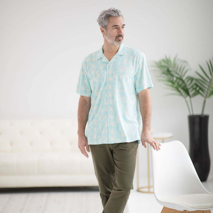 MagnaReady Untucked Short Sleeve Cooling Shirt with Magnetic Closures in Blue Leaf - adaptive cooling for limited mobility