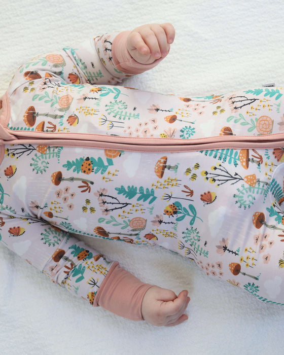 Detail of Rainn Bamboo Fern Zipp Jammies on a white background